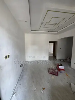2bdrm Block of Flats in Kolapo Ishola Gra, Ibadan for rent
