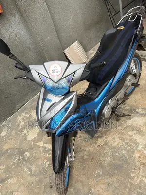 Honda 2022 Silver