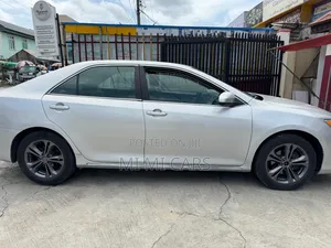 Toyota Camry 2014 Silver