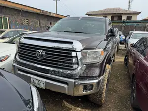 Toyota Tundra 2015