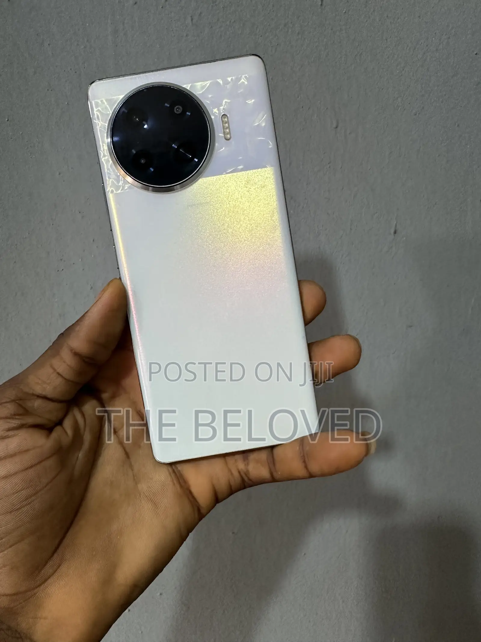 Tecno Spark 20 Pro Plus 256 GB White
