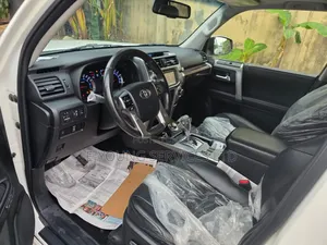 Toyota 4-Runner 2017 White