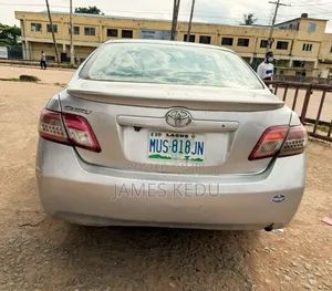 Toyota Camry 2008 Silver
