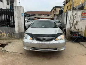 Toyota Camry 2006 Silver