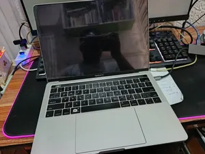 Laptop Apple MacBook Air 2017 8GB Intel Core i5 HDD+SSD 250GB