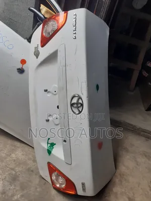 Toyota Corolla 2010 White Colour