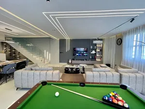Luxurious 3bedroom Maisonette With Snooker, Balcony and Ps5