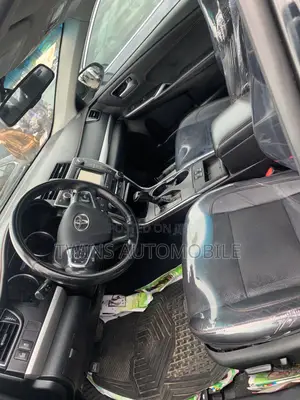Toyota Camry XSE FWD (2.5L 4cyl 8AM) 2018 Black