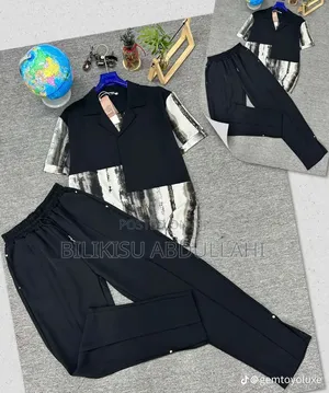 Mela Wears
