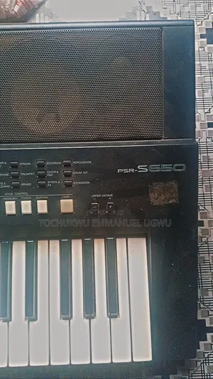 PSR-S650 Piano