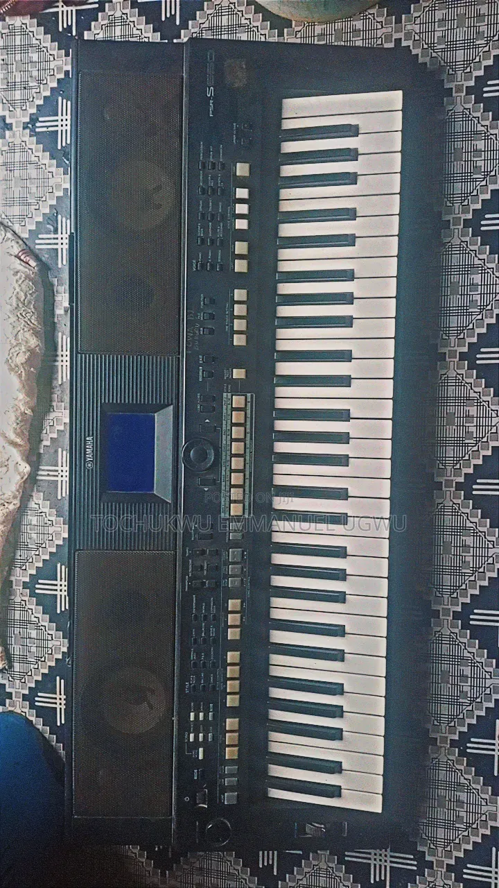 PSR-S650 Piano