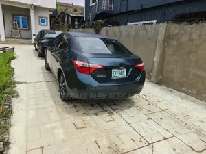 Toyota Corolla 2015 Gray