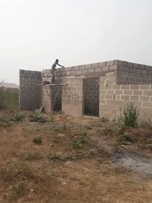 2bdrm Block of Flats in Ijede Road for sale