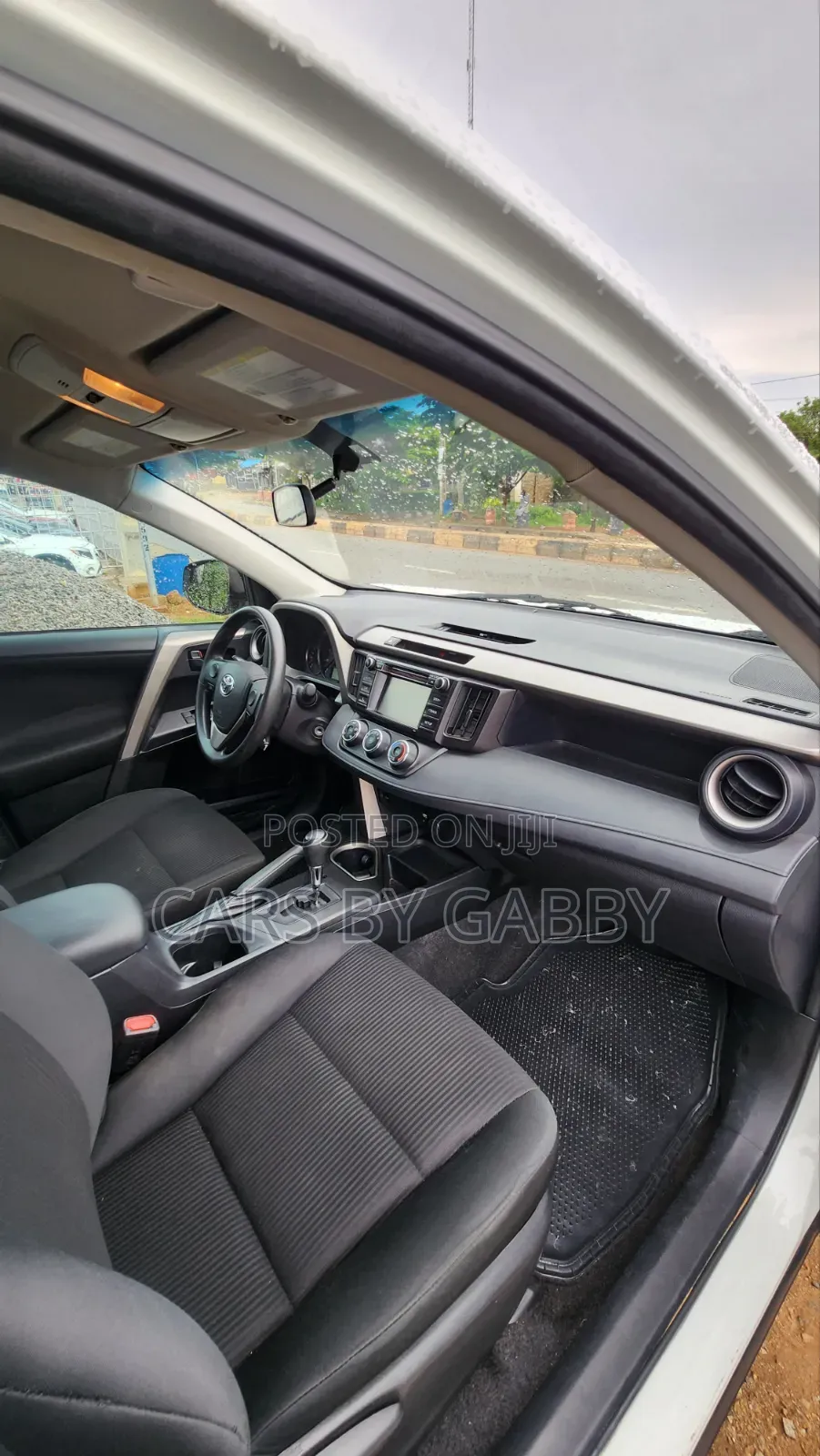Toyota RAV4 2018 White