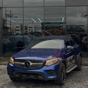 Mercedes-Benz GLC-Class 2017 Blue