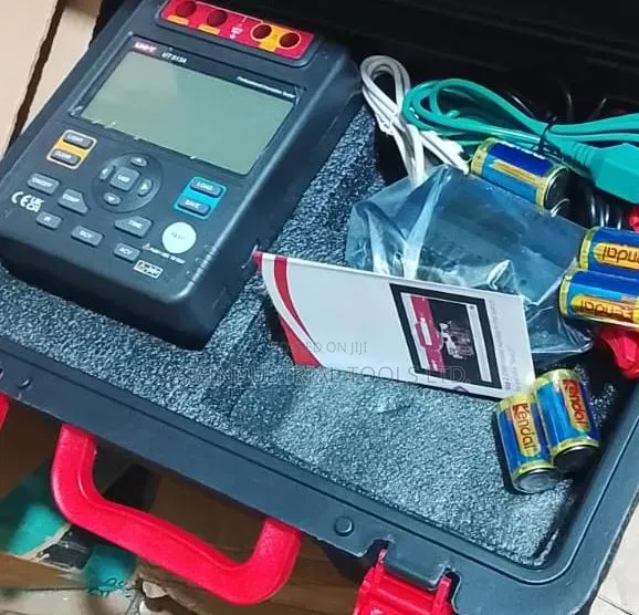 Uni-T Ut513a Digital Insulation Resistance Tester.