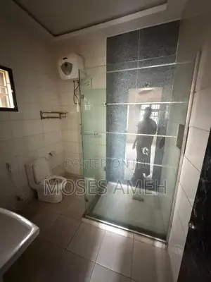 3bdrm Block of Flats in Jahi for rent