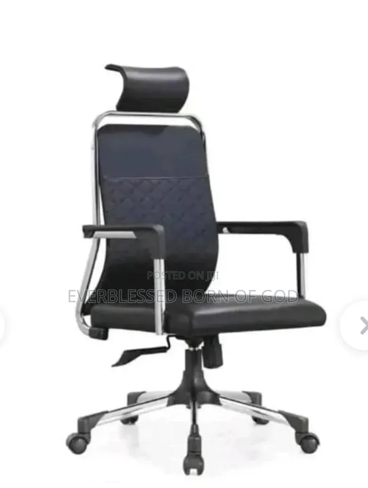 Adjustable Headrest Back Chair With Smooth- Gliding Wheels for Mobilty