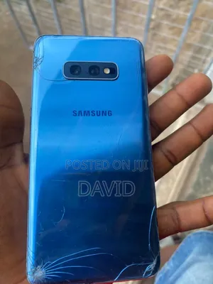 Samsung Galaxy S10e 128 GB Blue