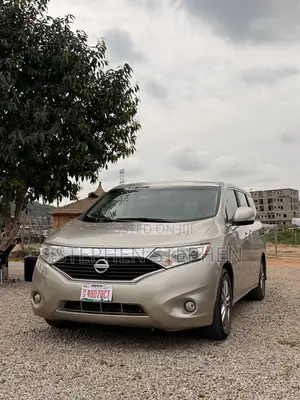 Nissan Quest 2012 Gold