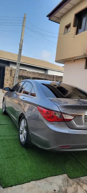 Hyundai Sonata 2012 Gray