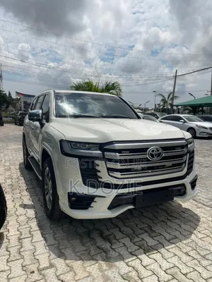 Toyota Land Cruiser 4.5 V8 VXR 2015 White