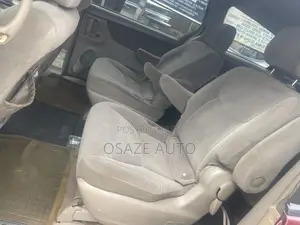 Toyota Sienna 2006 Red
