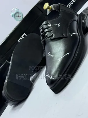 High Quality Givenchy Shoe