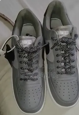 Nike Air Force 1 '07 - Court Vision Low - Wolf Grey / Light Smoke Grey
