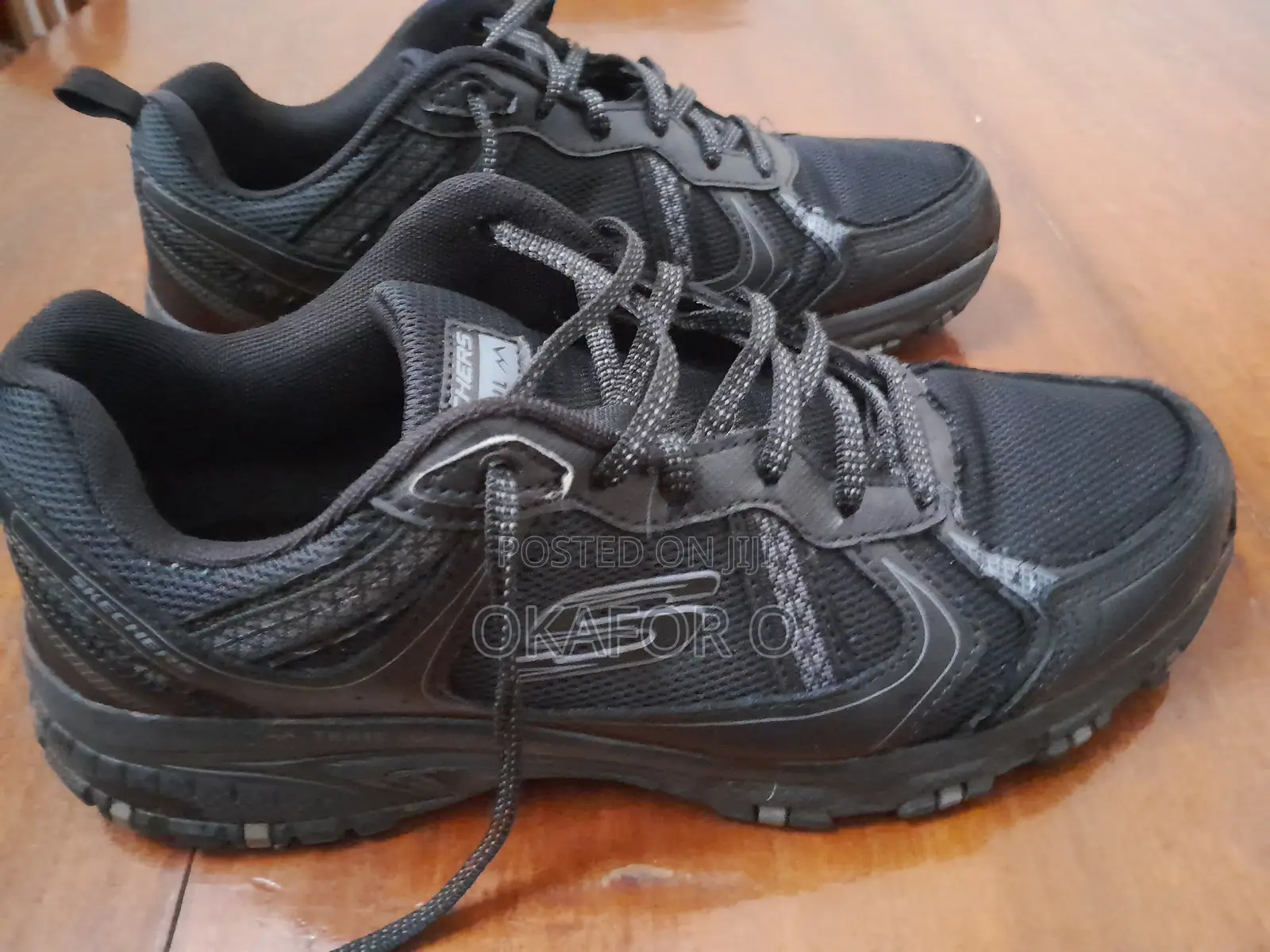 Original Skechers Men's Trail Sneakers Size 44