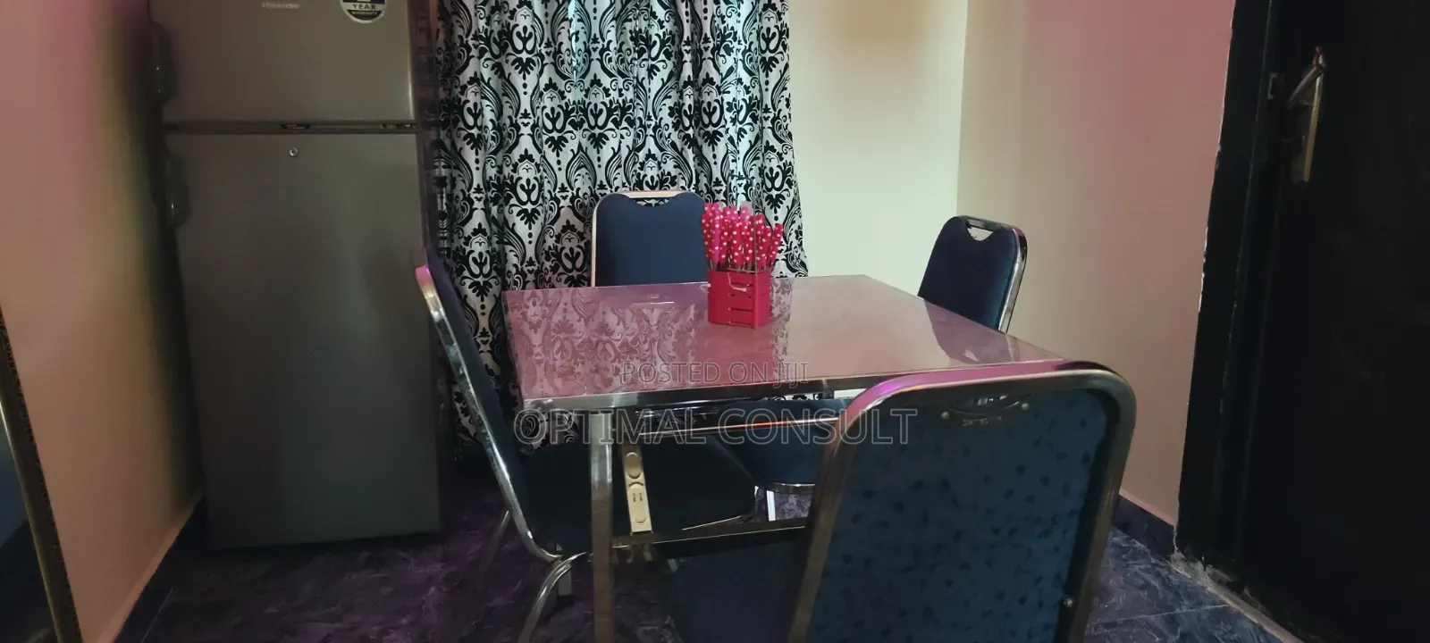 Optizee Hotel Suites