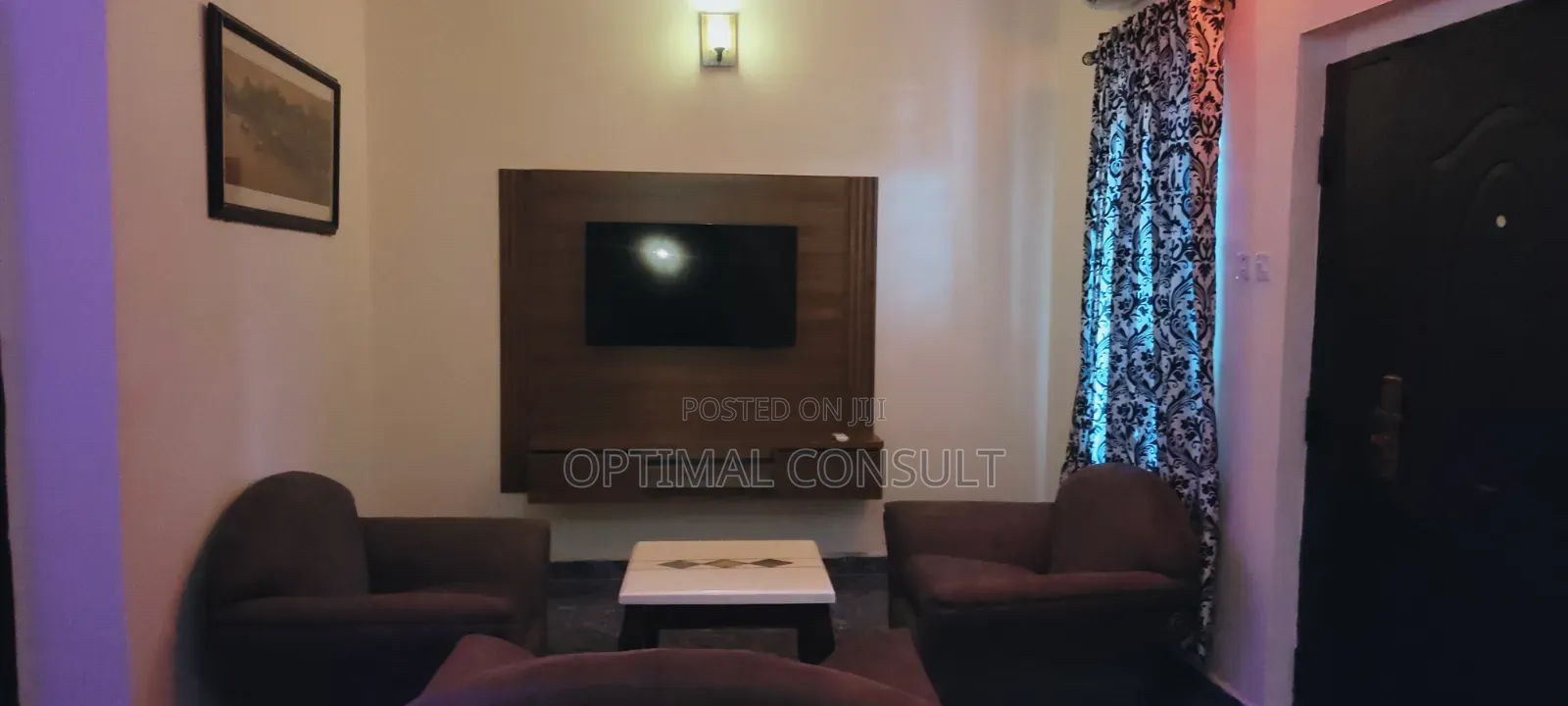 Optizee Hotel Suites
