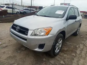 Toyota RAV4 Sport V6 2009 Silver