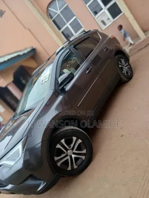 Toyota RAV4 2017 Brown