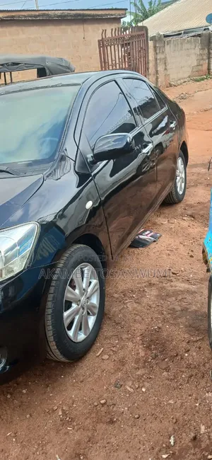 Toyota Yaris 2008 Black
