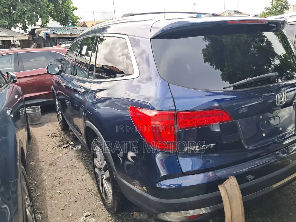 Honda Pilot 2017 Blue