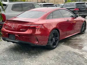 Mercedes-Benz E400 2018 Red
