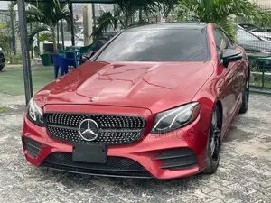 Mercedes-Benz E400 2018 Red