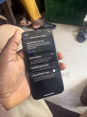 Apple iPhone 11 Pro 64 GB Gray
