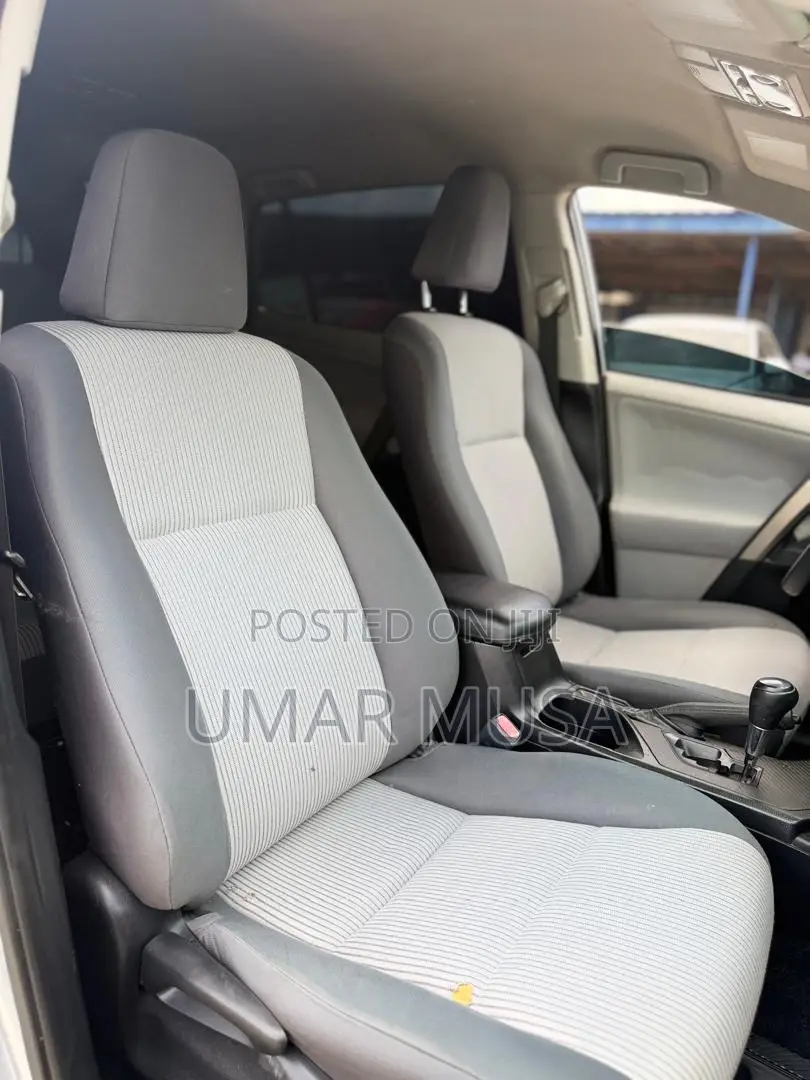 Toyota RAV4 2014 Silver