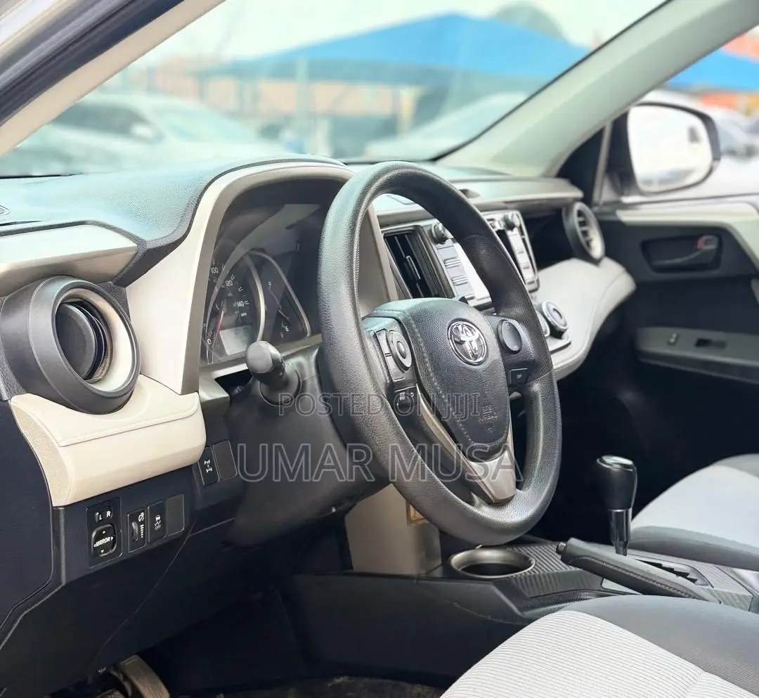 Toyota RAV4 2014 Silver