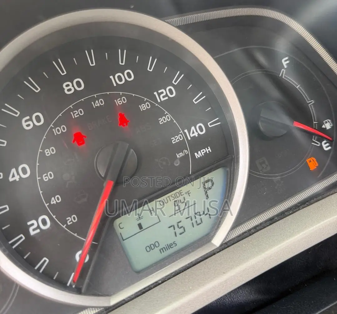 Toyota RAV4 2014 Silver