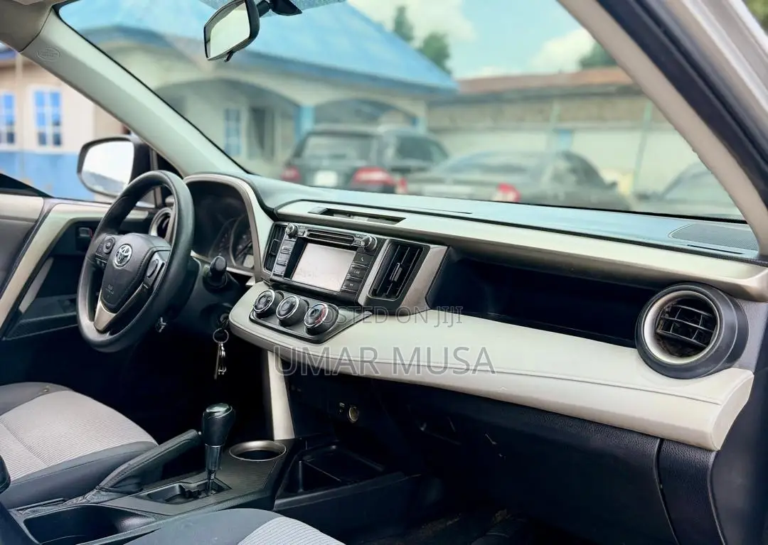 Toyota RAV4 2014 Silver