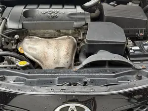 Toyota Camry SE 4dr Sedan (2.5L 4cyl 6A) 2011 Black