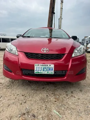 Toyota Matrix S Hatchback FWD (2.4L 4cyl) 2014 Red