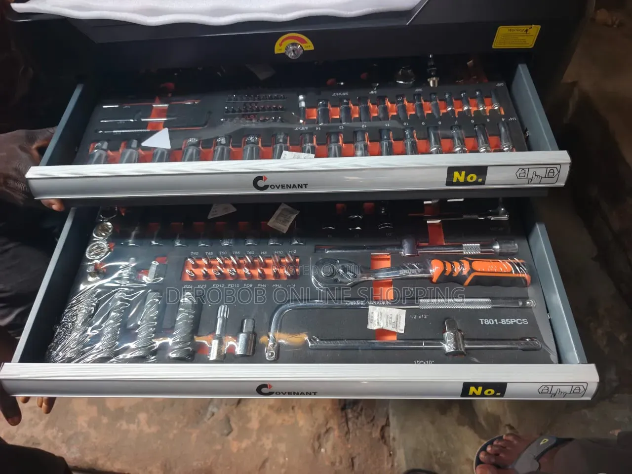 7-Drawer Tool Trolley