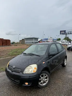Toyota Yaris 2004 Black