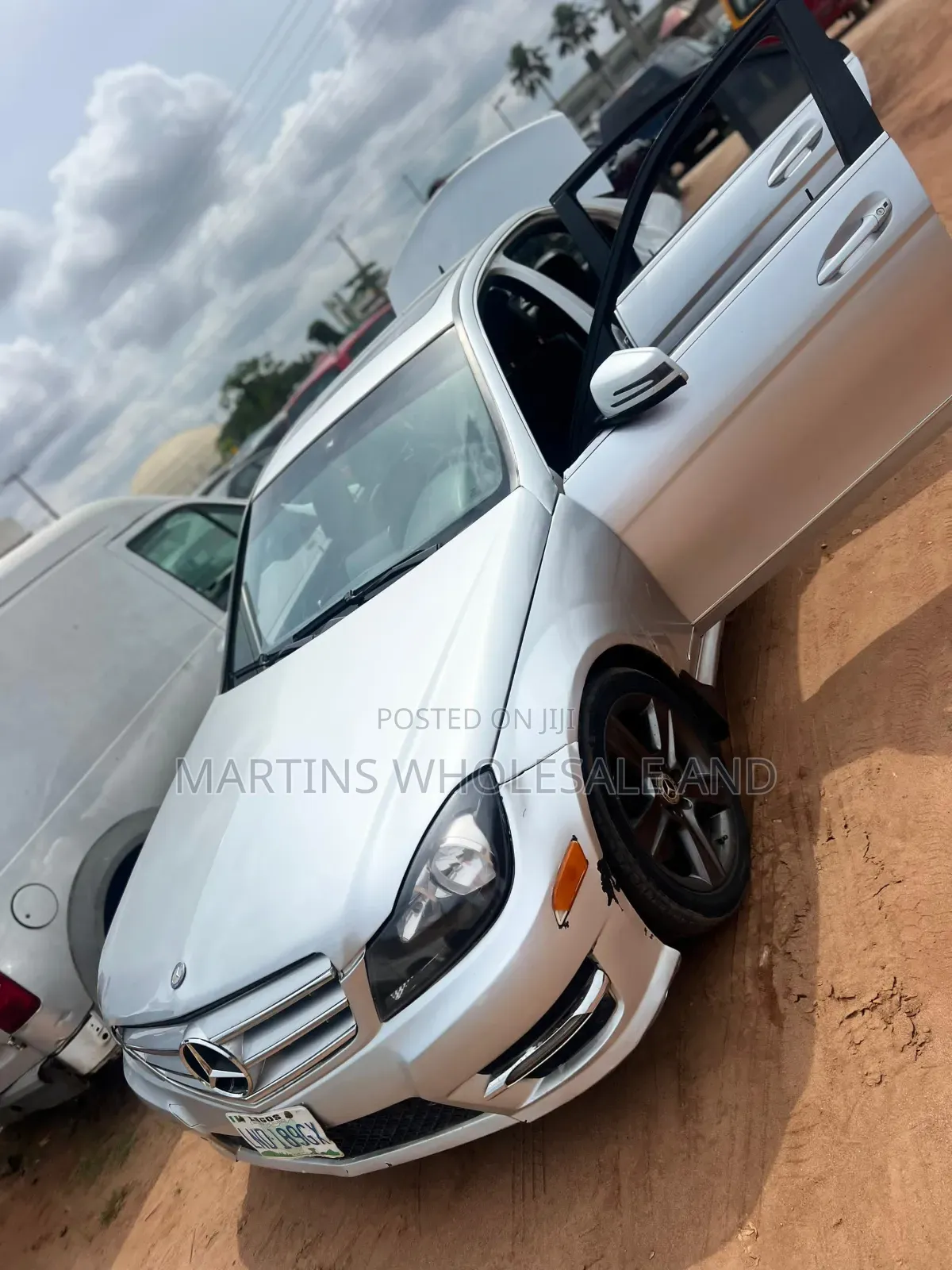 Mercedes-Benz C300