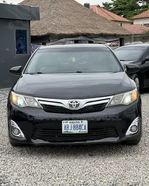 Toyota Camry XLE V6 4dr Sedan (3.5L 6cyl 6A) 2013 Black
