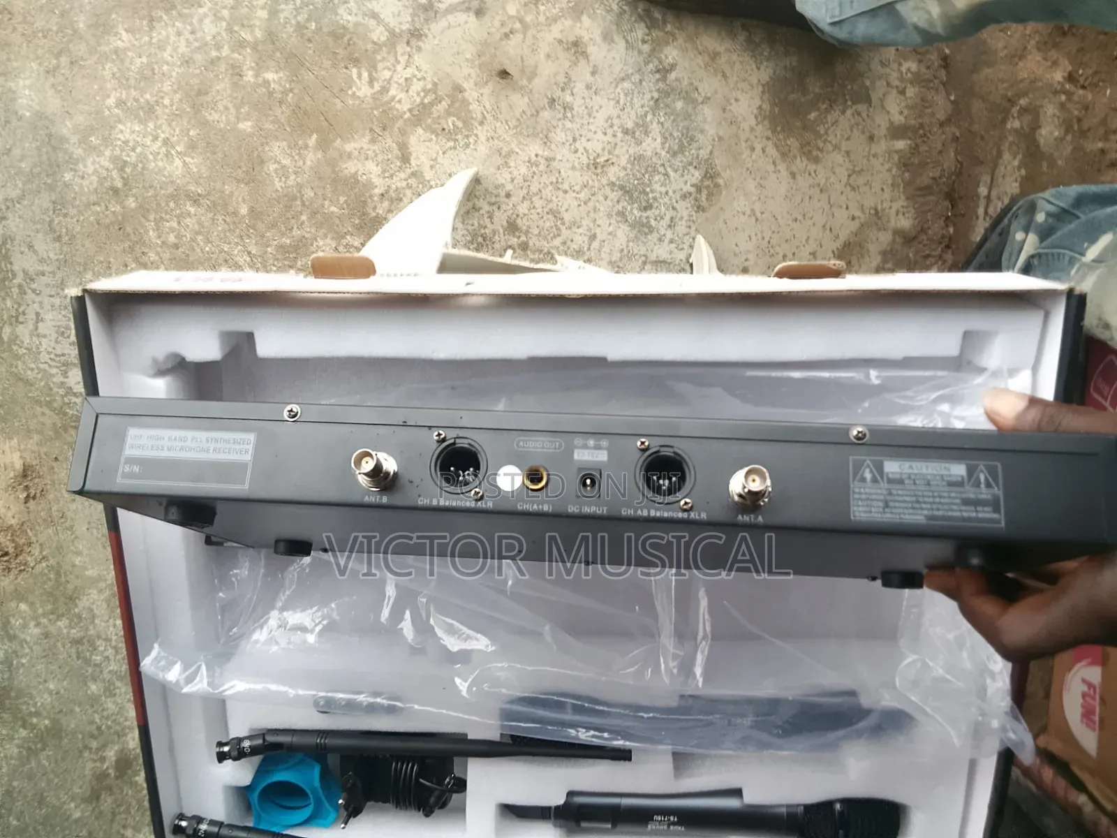 2 Handle Wireless Mic